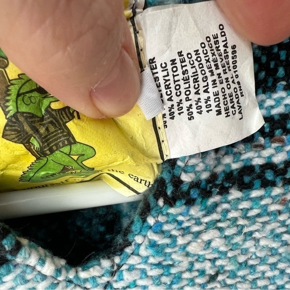 Iguana Jack Baja Blanket Blues Hoodie Size Small - Picture 3 of 4